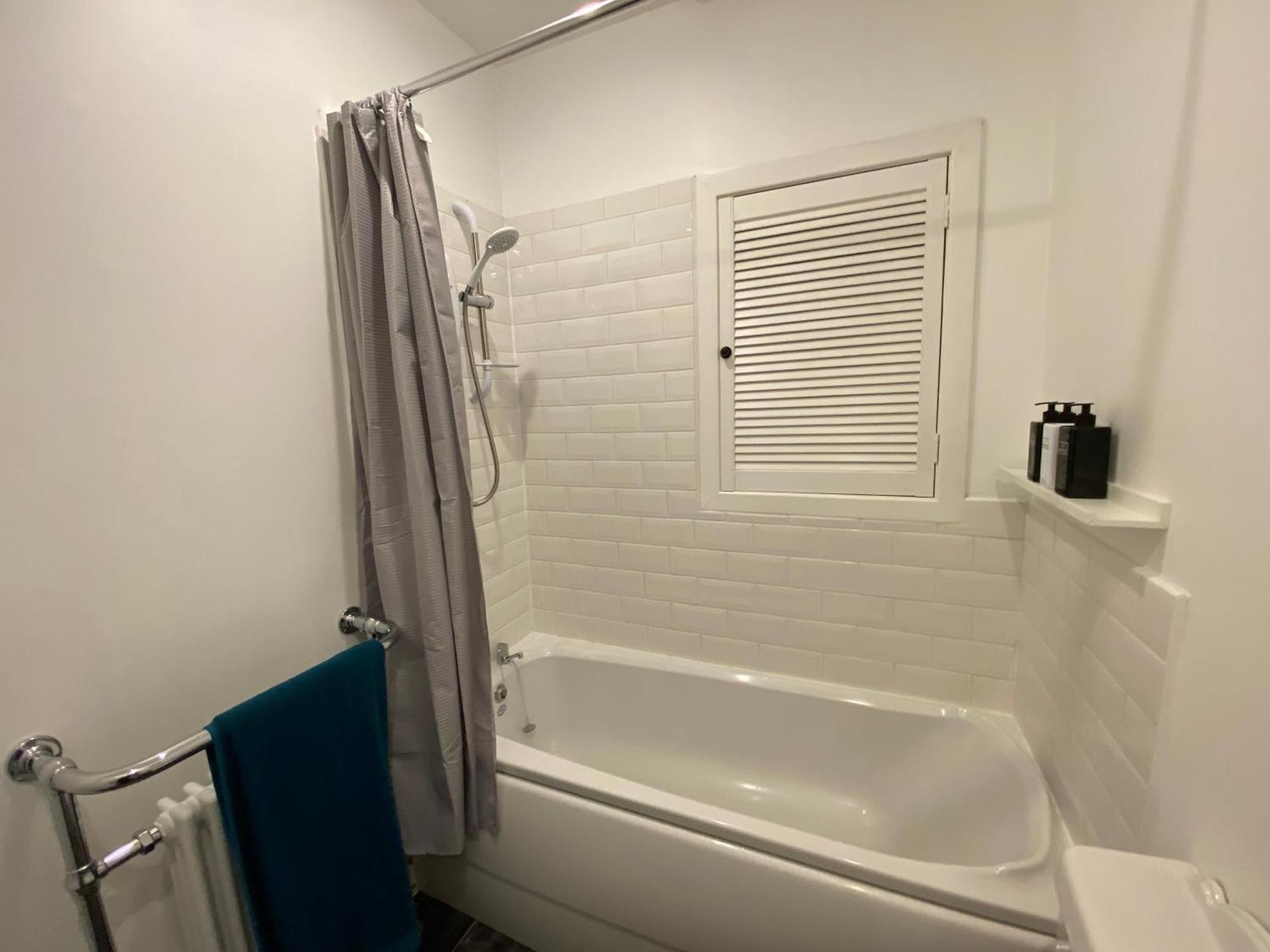 Quay Apartment With Parking Αμπερντήν Εξωτερικό φωτογραφία